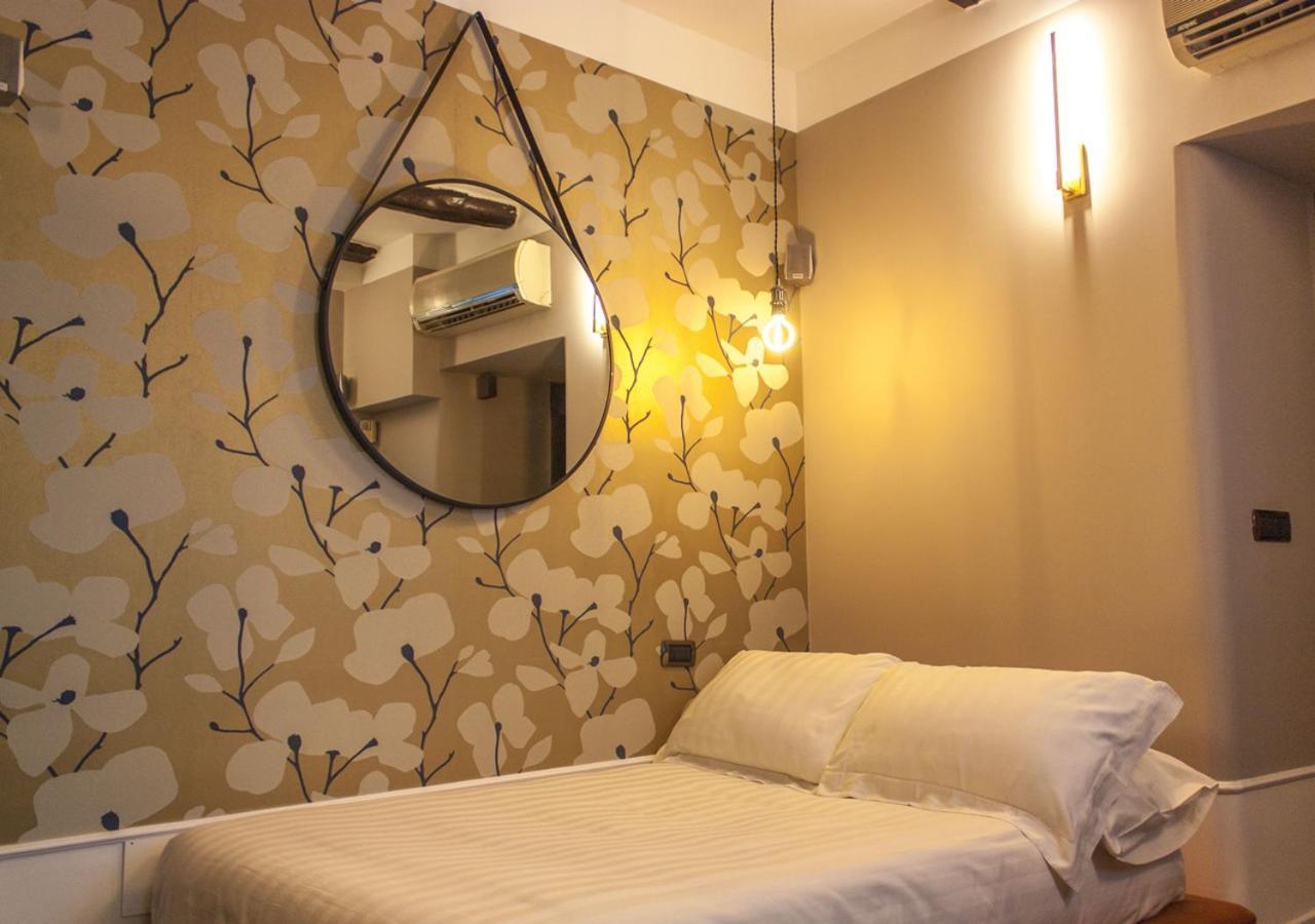 Relais Santa Chiara Apartamento Nápoles Exterior foto