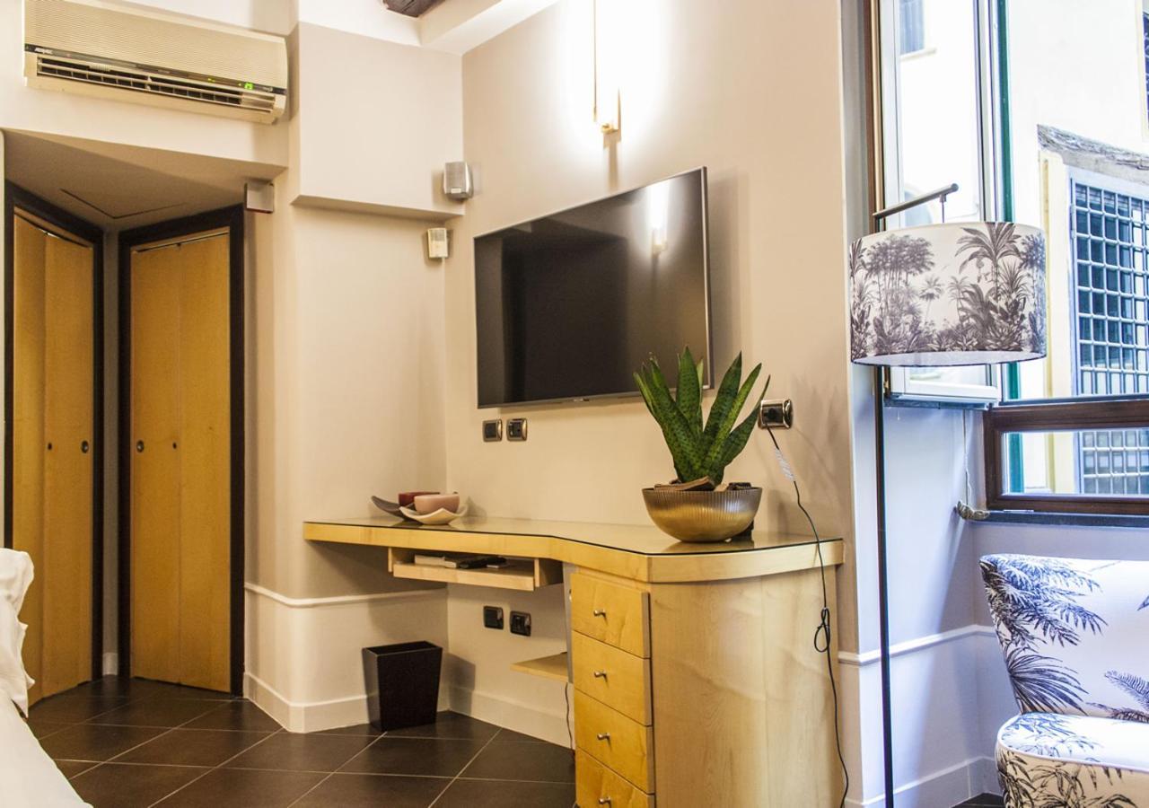 Relais Santa Chiara Apartamento Nápoles Exterior foto